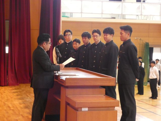 生徒会役員任命式１